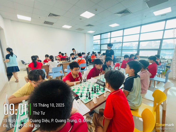 Giải cờ vua, cờ tướng, bóng bàn học sinh năm học 2025 - 2026 chào mừng Đại hội Đại biểu Thành phố Hà Nội lần thứ XVIII- Ảnh 14.