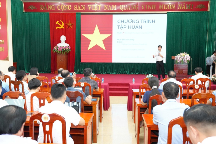 Bồi dưỡng ứng dụng AI trong soạn thảo văn bản và công tác tuyên truyền- Ảnh 4.