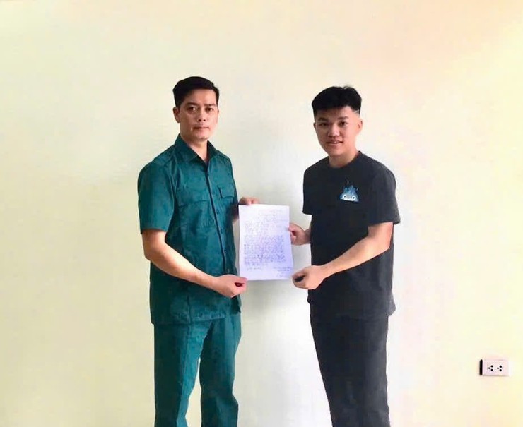 NHIỀU THANH NIÊN XÃ HỒNG VÂN TỰ NGUYỆN VIẾT ĐƠN XIN NHẬP NGŨ- Ảnh 2.