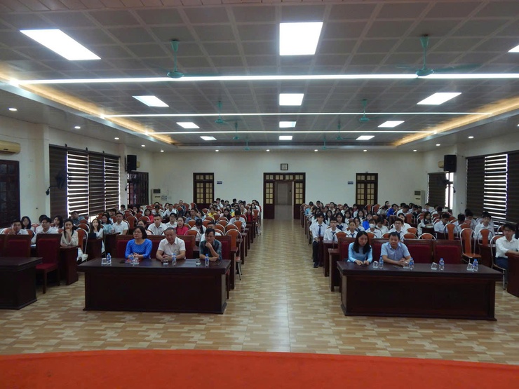 BẾ GIẢNG LỚP BỒI DƯỠNG NHẬN THỨC VỀ ĐẢNG KHÓA V NĂM 2025- Ảnh 1.