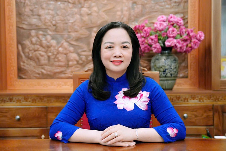 ĐỒNG CHÍ BÙI THỊ THU HIỀN - UỶ VIÊN BAN CHẤP HÀNH ĐẢNG BỘ TP HÀ NỘI KHOÁ XVII, BÍ THƯ ĐẢNG ỦY, CHỦ TỊCH HĐND XÃ VÂN ĐÌNH TÁI CỬ BAN CHẤP HÀNH ĐẢNG BỘ TP HÀ NỘI KHÓA XVIII, NHIỆM KỲ 2025-2030.- Ảnh 2.