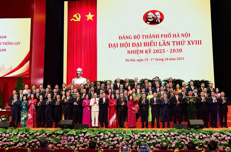 ĐỒNG CHÍ NGUYỄN TIẾN CƯỜNG – BÍ THƯ ĐẢNG UỶ, CHỦ TỊCH HĐND XÃ THANH TRÌ – ĐƯỢC TÍN NHIỆM BẦU VÀO BAN CHẤP HÀNH ĐẢNG BỘ THÀNH PHỐ HÀ NỘI KHÓA XVIII- Ảnh 1.