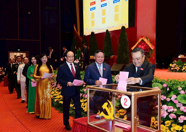 ĐỒNG CHÍ NGUYỄN TIẾN CƯỜNG – BÍ THƯ ĐẢNG UỶ, CHỦ TỊCH HĐND XÃ THANH TRÌ – ĐƯỢC TÍN NHIỆM BẦU VÀO BAN CHẤP HÀNH ĐẢNG BỘ THÀNH PHỐ HÀ NỘI KHÓA XVIII- Ảnh 2.