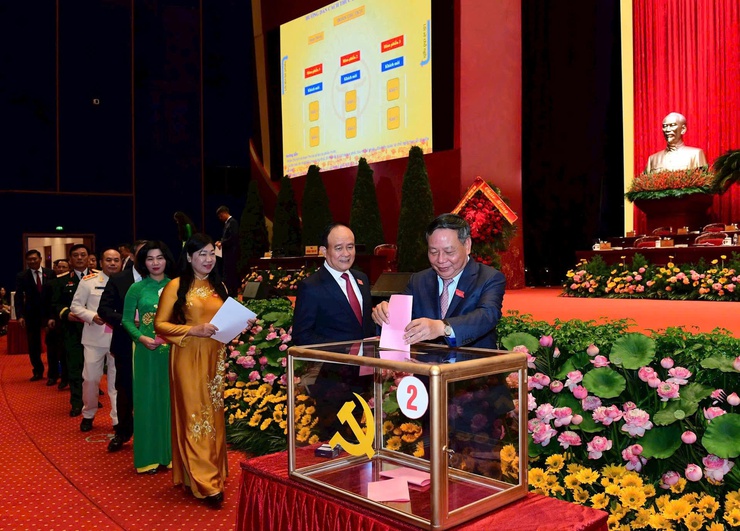 ĐỒNG CHÍ NGUYỄN TIẾN CƯỜNG – BÍ THƯ ĐẢNG UỶ, CHỦ TỊCH HĐND XÃ THANH TRÌ – ĐƯỢC TÍN NHIỆM BẦU VÀO BAN CHẤP HÀNH ĐẢNG BỘ THÀNH PHỐ HÀ NỘI KHÓA XVIII- Ảnh 4.