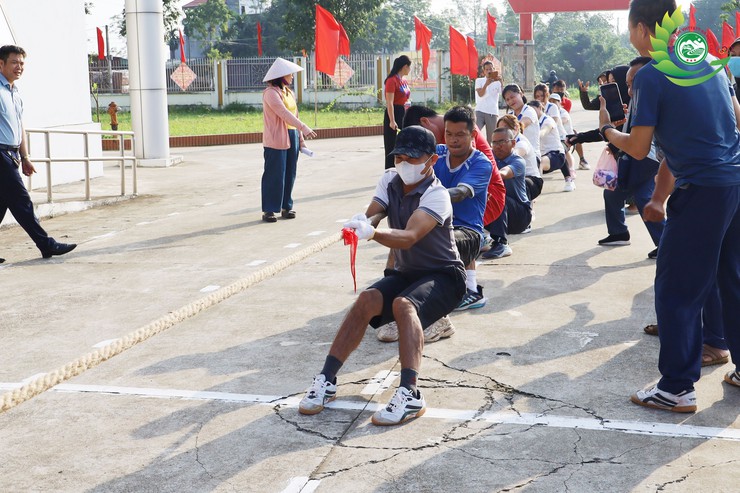 Thôn Yên Thái đạt nhất giải kéo co trong chương trình đại hội TDTT- Ảnh 10.