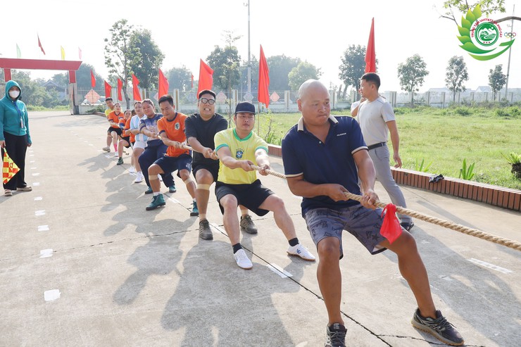 Thôn Yên Thái đạt nhất giải kéo co trong chương trình đại hội TDTT- Ảnh 3.