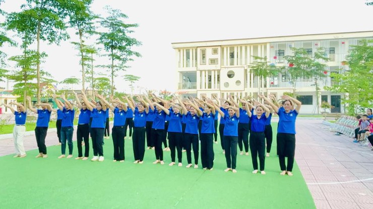 Các trường học trên địa bàn xã Phú Xuyên sôi nổi tổ chức hoạt động thể dục thể thao chào mừng Đại hội Thể dục thể thao xã lần thứ I năm 2025- Ảnh 5.