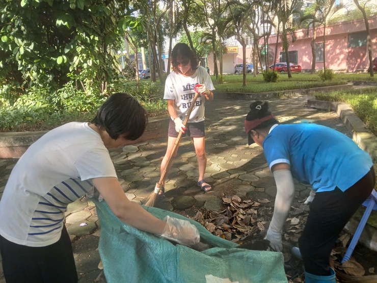 Phường Việt Hưng ra quân tổng vệ sinh môi trường phòng, chống dịch bệnh sốt xuất huyết đợt II năm 2025- Ảnh 8.