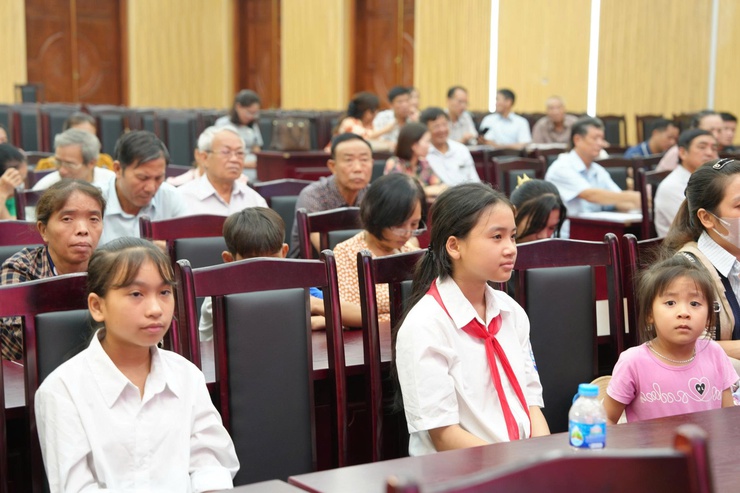 Thanh Oai phát động tháng cao điểm "Vì người nghèo và an sinh xã hội" năm 2025- Ảnh 3.