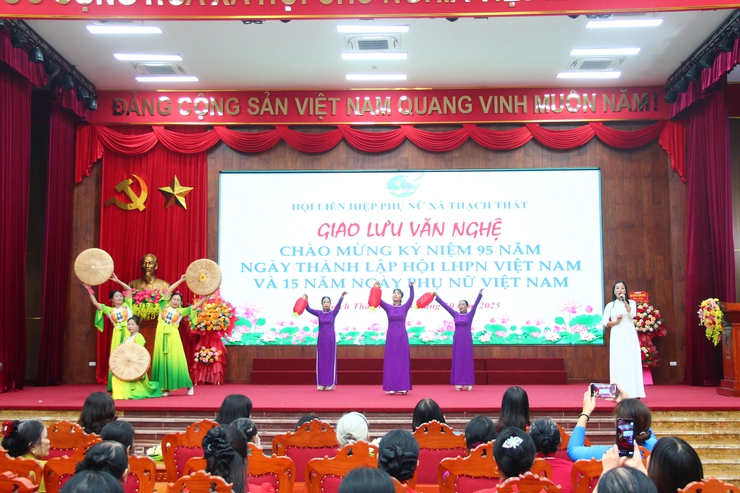 XÃ THẠCH THẤT TỔ CHỨC HỘI NGHỊ KỶ NIỆM 95 NĂM NGÀY THÀNH LẬP HỘI LIÊN HIỆP PHỤ NỮ VIỆT NAM- Ảnh 20.