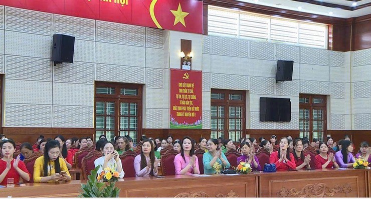 Hội LHPN xã Phúc Thọ kỷ niệm 95 năm ngày thành lập Hội LHPN Việt Nam- Ảnh 4.