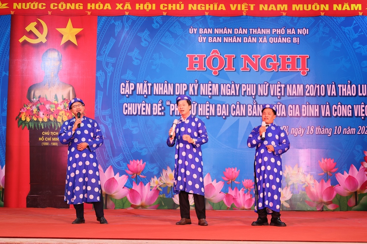 UBND xã Quảng Bị tổ chức buổi gặp mặt cán bộ, công chức, viên chức, người lao động nhân dịp kỷ niệm 95 năm ngày thành lập Hội Liên hiệp Phụ nữ Việt Nam (20/10/1930 – 20/10/2025)- Ảnh 3.