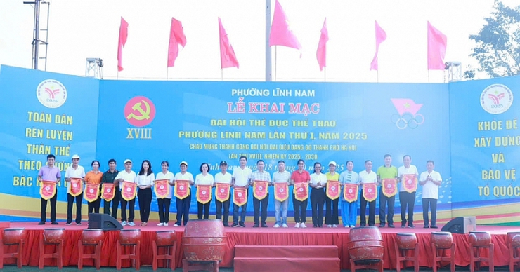 Phường Lĩnh Nam tưng bừng tổ chức Lễ khai mạc Đại hội Thể dục - Thể thao lần thứ I năm 2025- Ảnh 14.