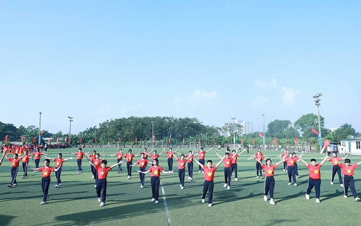 Phường Lĩnh Nam tưng bừng tổ chức Lễ khai mạc Đại hội Thể dục - Thể thao lần thứ I năm 2025- Ảnh 11.