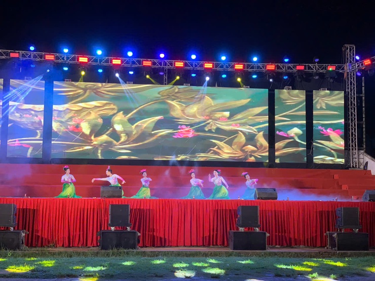 ĐẢNG ỦY XÃ BÌNH MINH TỔ CHỨC CHƯƠNG TRÌNH BIỂU DIỄN NGHỆ THUẬT BÌNH MINH VƯƠN MÌNH TOẢ SÁNG VÀ PHÁT ĐỘNG CUỘC THI TRỰC TUYẾN TÌM HIỂU NGHỊ QUYẾT ĐẠI HỘI ĐẢNG BỘ CÁC CẤP- Ảnh 4.