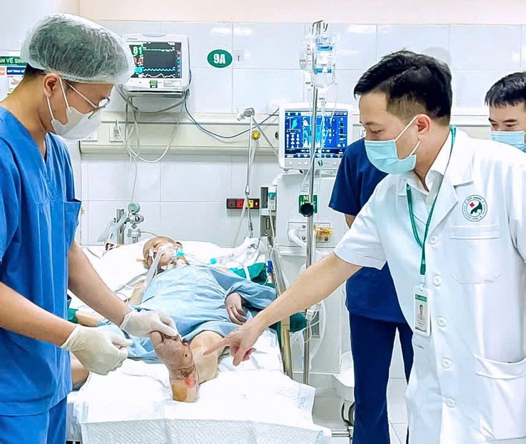 Đổi mới kỹ thuật – Nâng tầm điều trị bệnh nhân đái tháo đường nhiễm khuẩn đa kháng tại Khoa Hồi sức tích cực – Chống độc BVĐK Đức Giang- Ảnh 1.