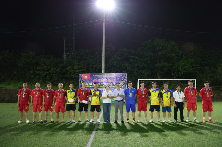 Phú Nghĩa tổ chức thành công Giải bóng đá trong Chương trình Đại hội Thể dục thể thao lần thứ I, năm 2025- Ảnh 25.
