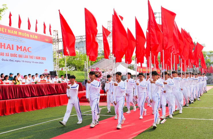 Xã Quốc Oai tưng bừng khai mạc Đại hội Thể dục Thể thao lần thứ Nhất khơi dậy khát vọng vươn lên từ sức mạnh đoàn kết trên mảnh đất anh hùng- Ảnh 10.