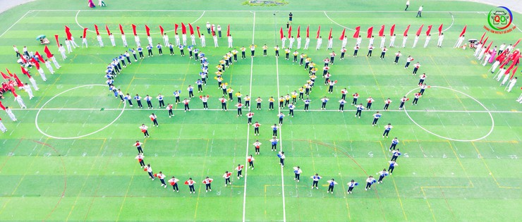 Xã Quốc Oai tưng bừng khai mạc Đại hội Thể dục Thể thao lần thứ Nhất khơi dậy khát vọng vươn lên từ sức mạnh đoàn kết trên mảnh đất anh hùng- Ảnh 54.