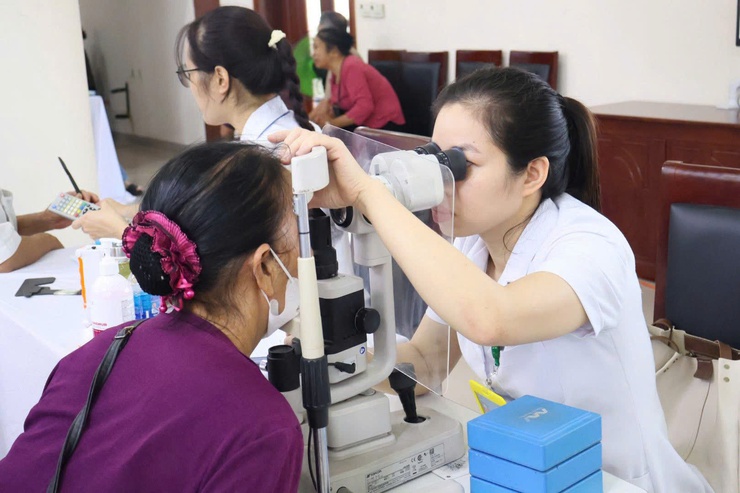 Chăm sóc sức khoẻ người cao tuổi - hiện thực hóa mục tiêu phát triển y tế toàn diện tại BVĐK Ba Vì- Ảnh 2.