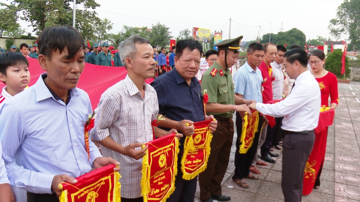 ỨNG HOÀ TỔ CHỨC THÀNH CÔNG ĐẠI HỘI THỂ DỤC THỂ THAO XÃ ỨNG HÒA LẦN THỨ NHẤT NĂM 2025.- Ảnh 11.