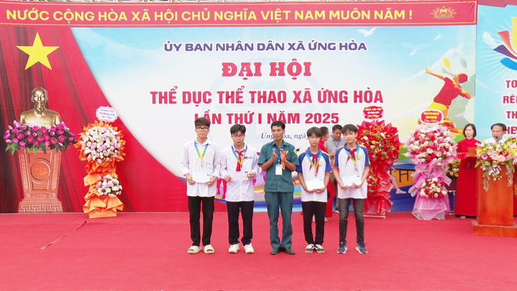ỨNG HOÀ TỔ CHỨC THÀNH CÔNG ĐẠI HỘI THỂ DỤC THỂ THAO XÃ ỨNG HÒA LẦN THỨ NHẤT NĂM 2025.- Ảnh 22.