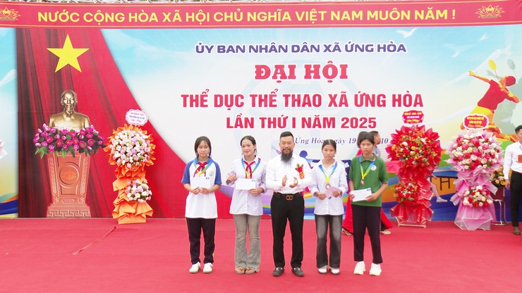 ỨNG HOÀ TỔ CHỨC THÀNH CÔNG ĐẠI HỘI THỂ DỤC THỂ THAO XÃ ỨNG HÒA LẦN THỨ NHẤT NĂM 2025.- Ảnh 23.
