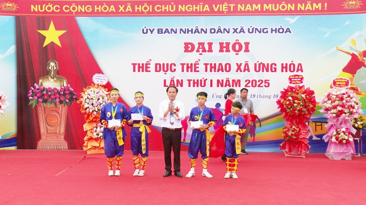 ỨNG HOÀ TỔ CHỨC THÀNH CÔNG ĐẠI HỘI THỂ DỤC THỂ THAO XÃ ỨNG HÒA LẦN THỨ NHẤT NĂM 2025.- Ảnh 24.