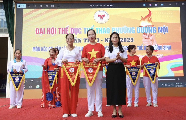 Khởi tranh 4 giải thể thao chào mừng thành công Đại hội đại biểu Đảng bộ Thành phố Hà Nội lần thứ XVIII- Ảnh 4.