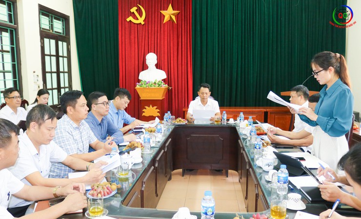 Đảng ủy xã Quốc Oai thông qua kế hoạch đào tạo, bồi dưỡng cán bộ, công chức, viên chức năm 2026- Ảnh 1.