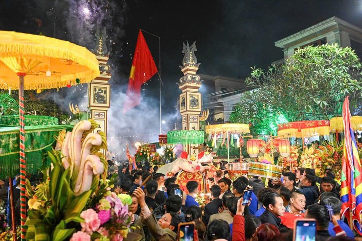 Thần tích Hội làng La Phù- Ảnh 2.