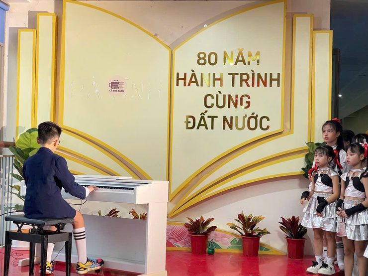 Sơ khảo cuộc thi tài năng thiếu nhi phường Việt Hưng 2025- Ảnh 11.