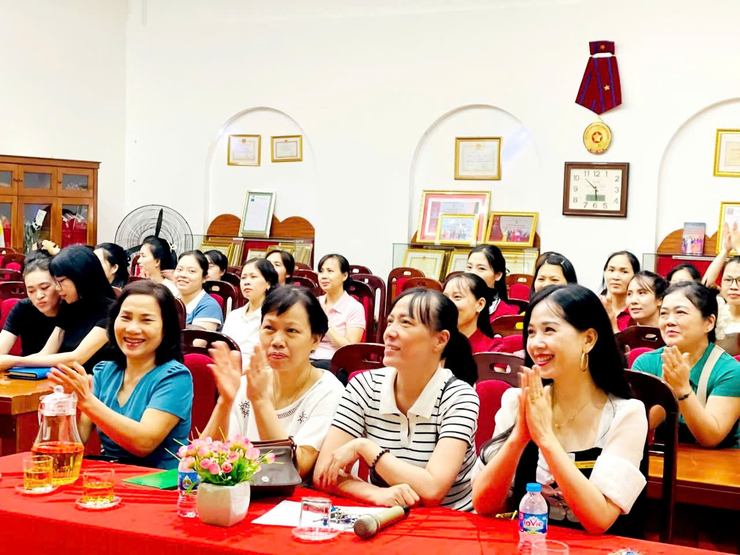 MẦM NON HOA HỒNG TẬP HUẤN CHUYÊN ĐỀ AN TOÀN THỰC PHẨM TRONG TRƯỜNG HỌC- Ảnh 1.