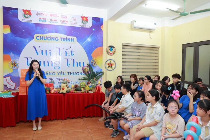 Trung thu ý nghĩa cùng các em thanh thiếu nhi tại Nhà nuôi dưỡng trẻ em Hữu nghị Đống Đa- Ảnh 12.