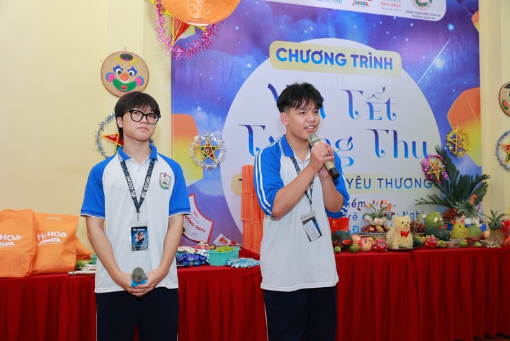 Trung thu ý nghĩa cùng các em thanh thiếu nhi tại Nhà nuôi dưỡng trẻ em Hữu nghị Đống Đa- Ảnh 2.