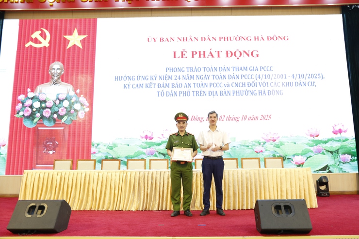 Phường Hà Đông phát động Phong trào “Toàn dân tham gia PCCC”- Ảnh 3.