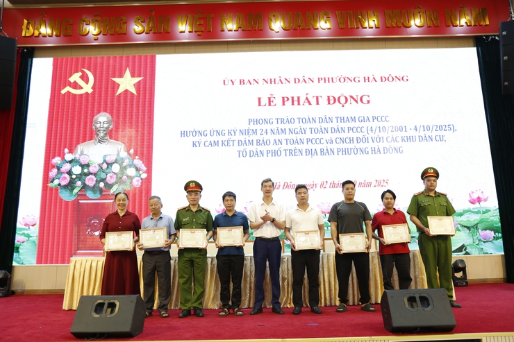 Phường Hà Đông phát động Phong trào “Toàn dân tham gia PCCC”- Ảnh 4.