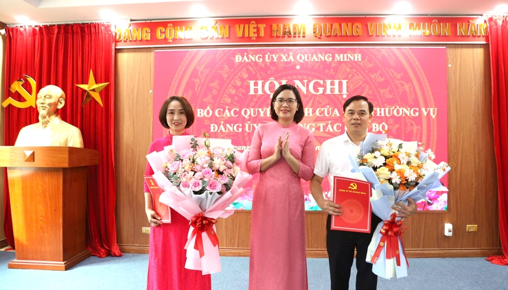 Quang Minh công bố và trao quyết định bổ nhiệm cán bộ- Ảnh 1.
