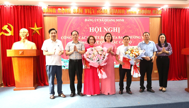 Quang Minh công bố và trao quyết định bổ nhiệm cán bộ- Ảnh 2.
