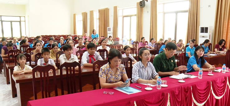 HỘI LHPN XÃ ỨNG HÒA SƠ KẾT QUÝ III VÀ TRIỂN KHAI NHIỆM VỤ QUÝ IV NĂM 2025.- Ảnh 1.