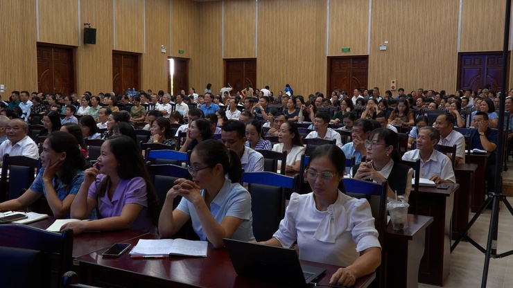 Bồi dưỡng công tác Đảng, vai trò cấp ủy cơ sở trong bảo vệ nền tảng tư tưởng của Đảng- Ảnh 2.