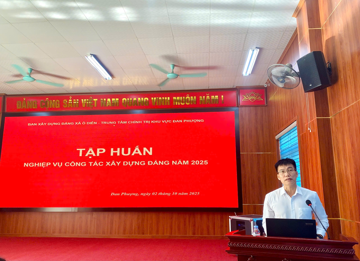 Tập huấn bồi dưỡng nghiệp vụ công tác xây dựng Đảng năm 2025- Ảnh 1.