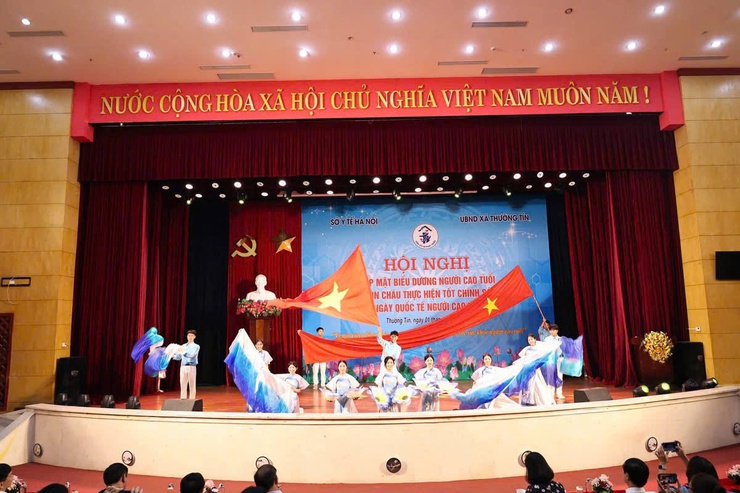 Xã Thường Tín gặp mặt, biểu dương Người cao tuổi tiêu biểu - Ảnh 10.