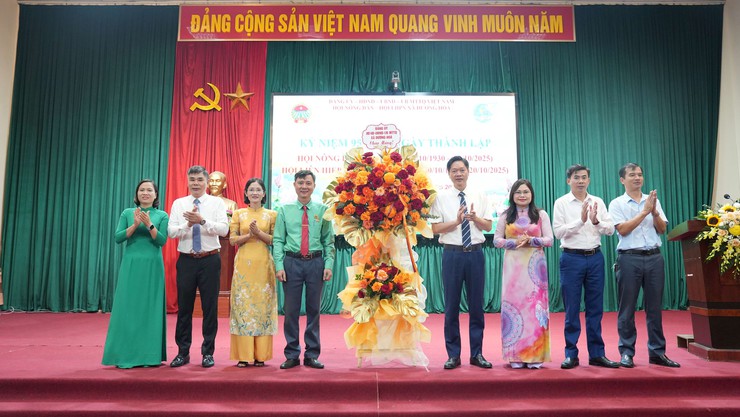 Lễ kỷ niệm 95 năm Ngày thành lập Hội Nông dân, Hội Liên hiệp Phụ nữ Việt Nam- Ảnh 1.