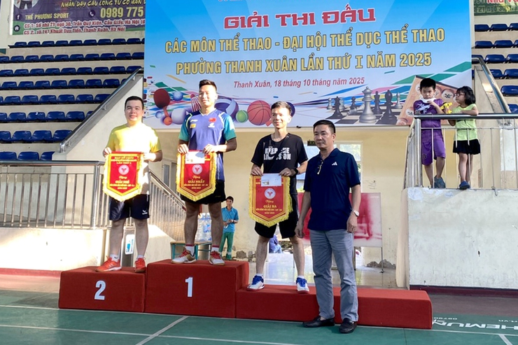 Sôi nổi các nội dung thi đấu sớm, sẵn sàng cho Lễ Khai mạc Đại hội Thể dục thể thao phường Thanh Xuân lần thứ I- Ảnh 3.