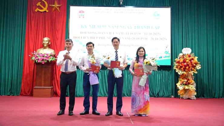 Lễ kỷ niệm 95 năm Ngày thành lập Hội Nông dân, Hội Liên hiệp Phụ nữ Việt Nam- Ảnh 11.