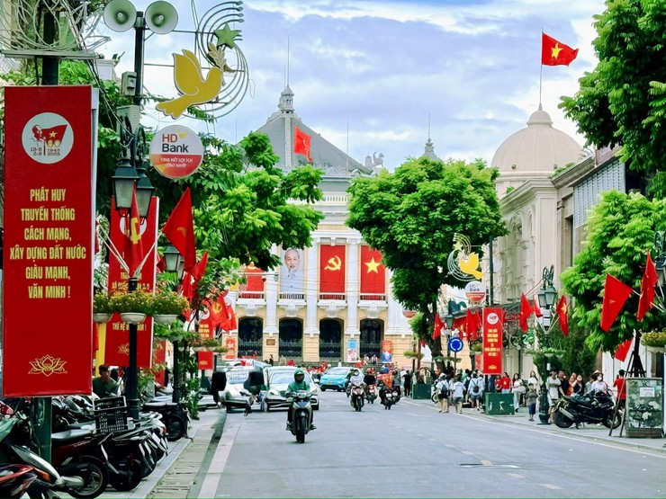 ĐỒNG CHÍ PHẠM TUẤN LONG – BÍ THƯ ĐẢNG ỦY, CHỦ TỊCH HĐND PHƯỜNG CỬA NAM VINH DỰ ĐƯỢC BẦU VÀO BAN CHẤP HÀNH ĐẢNG BỘ THÀNH PHỐ HÀ NỘI KHÓA XVIII, NHIỆM KỲ 2025 – 2030- Ảnh 7.