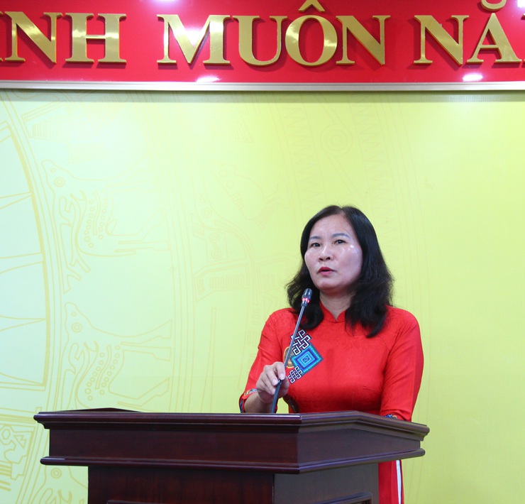 ĐẢNG ỦY XÃ THẠCH THẤT GẶP MẶT CHÚC MỪNG CÁC ĐỒNG CHÍ NỮ LÃNH ĐẠO, QUẢN LÝ NHÂN KỶ NIỆM 95 NĂM NGÀY THÀNH LẬP HỘI LIÊN HIỆP PHỤ NỮ VIỆT NAM (20/10/1930 – 20/10/2025)- Ảnh 7.