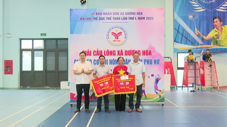 Giải Cầu lông, Kéo co xã Dương Hoà năm 2025- Ảnh 10.