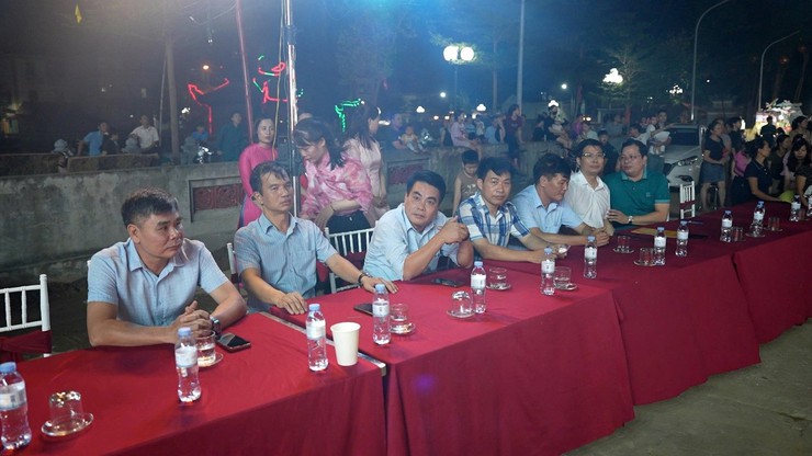 Chương trình nghệ thuật Chào mừng thành công Đại hội Đại biểu Đảng bộ thành phố Hà Nội lần thứ XVIII nhiệm kỳ 2025-2030- Ảnh 2.